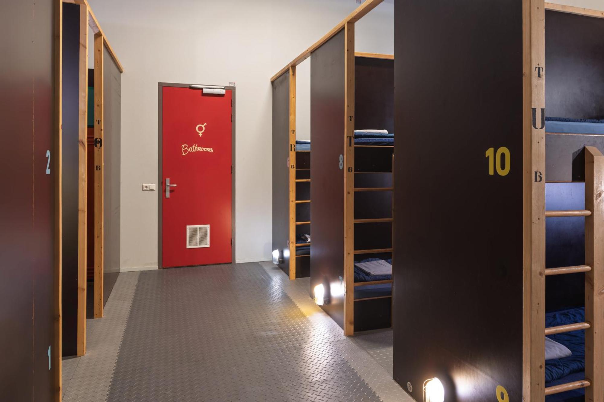 Blue Collar Hotel Eindhoven Esterno foto