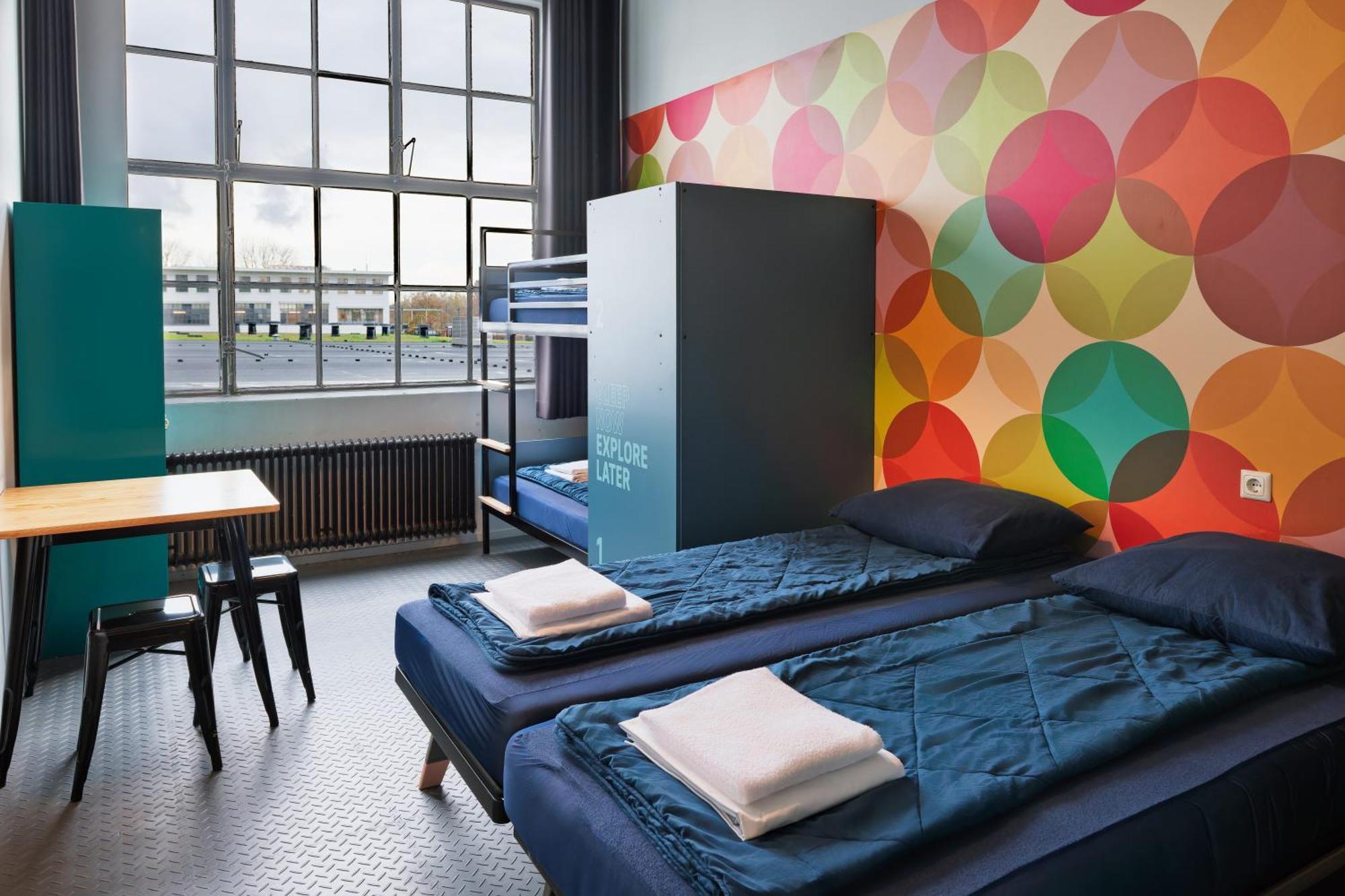 Blue Collar Hotel Eindhoven Esterno foto