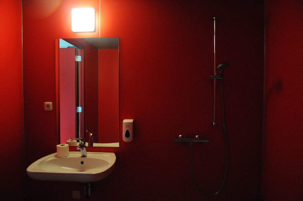 Blue Collar Hotel Eindhoven Esterno foto